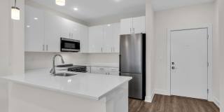 521 Lake Avenue Gallery 4