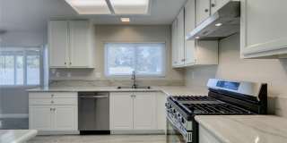 2340 Belvedere Drive Gallery 26