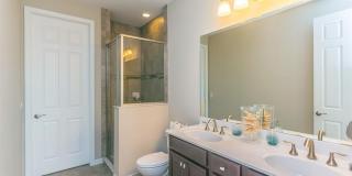 Brand new Construction Coach Home in Paloma Overlooking the Lake! Gallery 17