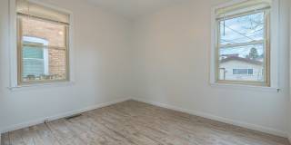 10933 S Avenue H Gallery 7