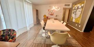 3 Bedroom 2 Bathroom - Fully Furnished - Mid Century Modern Gallery 14