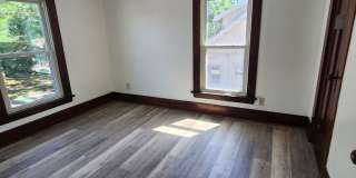 Beautifully Update 4 Bedroom House For Rent in Firestone Park Gallery 17