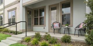 Park at Bayside Gallery 1