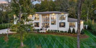 Experience elevated living in this fully furnished luxury residence Experience elevated living in this fully furnished luxury residence Gallery 1
