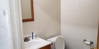 8411 OLD MARLBORO Pike unit: 17 Gallery 33