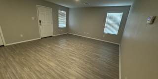 4743 Independence Hill Gallery 1