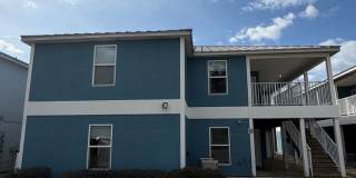 9123 Laird Street Gallery 1