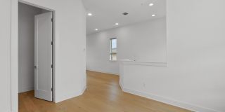 2050 Lohman's Spur road unit 804 Lakeway, TX 78734 Gallery 21