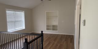 1407 Spruce Dr Gallery 4