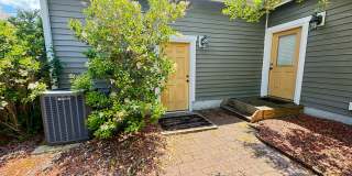 Cozy 3 Bedroom, 2 Bath, Fenced in Backyard in the Neighborhoods of Holly Ridge Gallery 28
