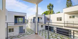 5639 Riverton Ave Gallery 10