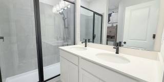11102 QUANTUM Court Gallery 22