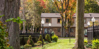 Forest Glen Gallery 21