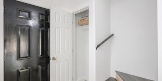812 W 14TH Street Gallery 22