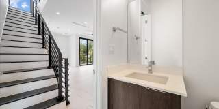 1052 N Victoria Park Road Gallery 18