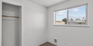 Creekside Apartments Gallery 7