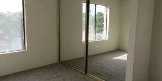 2 bedroom, 2 bath 3rd floor condo Gallery 13