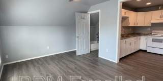 717 W Stewart Ave Gallery 1