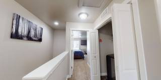 Spacious Townhome - 4 Bedrooms/3 Baths in South Jordan Gallery 13