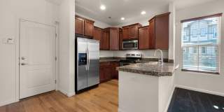 Beautiful 2 bdrm end unit with attach 2 car garage Gallery 16