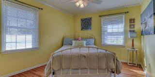 82 Inskip Avenue Gallery 25