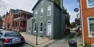 2 Bed, 1 Bath Detached Home with Central AC Available 07/15 Gallery 1