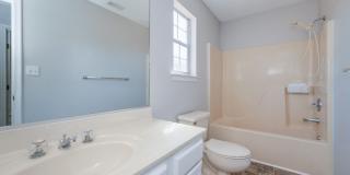 1st Floor Primary Bedroom - Kiln Creek Gallery 22