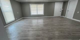 414 East Washington Avenue Gallery 4