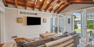 1749 Hill St Gallery 15