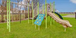 Merchant's Walk Gallery 14