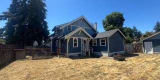 Huge 4 bedroom -A stones throw to PLU! Gallery 21