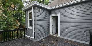 Fully updated 3 Bedroom 1 Bath Apartment for rent in Beechview! Gallery 17