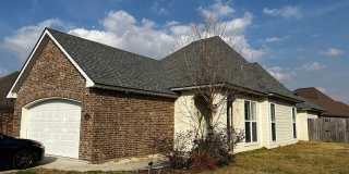 3 Bedroom, 2 Bathroom, Brick Home , Garage , fenced yard Gallery 1