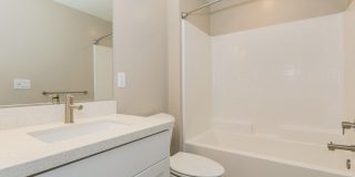 Los Alamitos Luxury Apartments Gallery 47