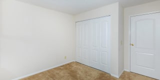 London Square Gallery 40