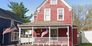4 Bedroom Single Family Home Gallery 1