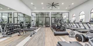 Desert Club Apartments Gallery 16