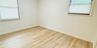 FOR RENT IN BENTON Gallery 4