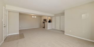 1601 CARRIAGE HOUSE Terrace Gallery 3