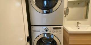 Elegant, Multilevel 3 Bedroom 2 Bathroom in Hillcrest / North Park with Outdoor Space Gallery 24