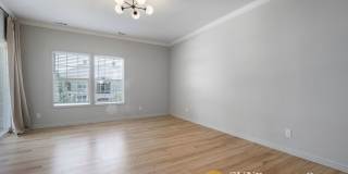 Luxury Condo In Desirable Salt Lake Community Gallery 9
