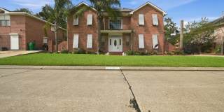 Spacious 4BR House in Marrero Gallery 1