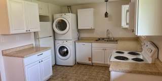 Charming 3 Bed, 2 Bath Ranch Gallery 3