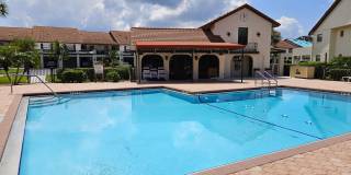 Seasonal Short-Term 2 Bedroom 2 Bathroom 2nd Floor Condo in Estancias of Capri Isles! Gallery 6