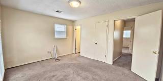 Incredible 3 Bed in Edmond Gallery 13