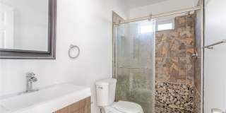 7027 Keokuk Gallery 17