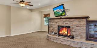 Beautiful & Spacious 4Bd 3.5Bath Home w/An Occupied Mother in Law Suite on Lower Level Gallery 119