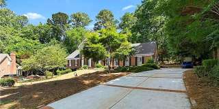 2595 Winthrope Way Gallery 1