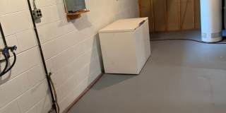 Newly Refreshed 3 Bedroom 1 Bath Single Family Home   Apply now and we will pay your application fee! Gallery 15