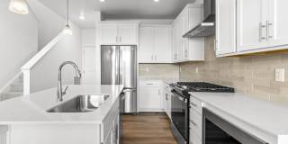 Brand-New 3 Bedroom Townhome in Berthoud | 2-Car Garage & Community Pool Brand-New 3 Bedroom Townhome in Berthoud | 2-Car Garage & Community Pool Gallery 7